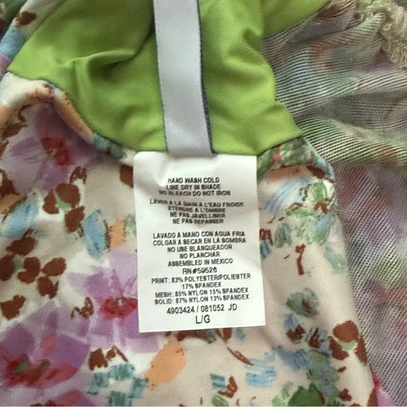 Isabella Rose Liberty Lane Fashion Swim Top with Front Tie NWT Size L - Picture 5 of 8